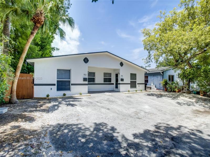 Property photo # 0