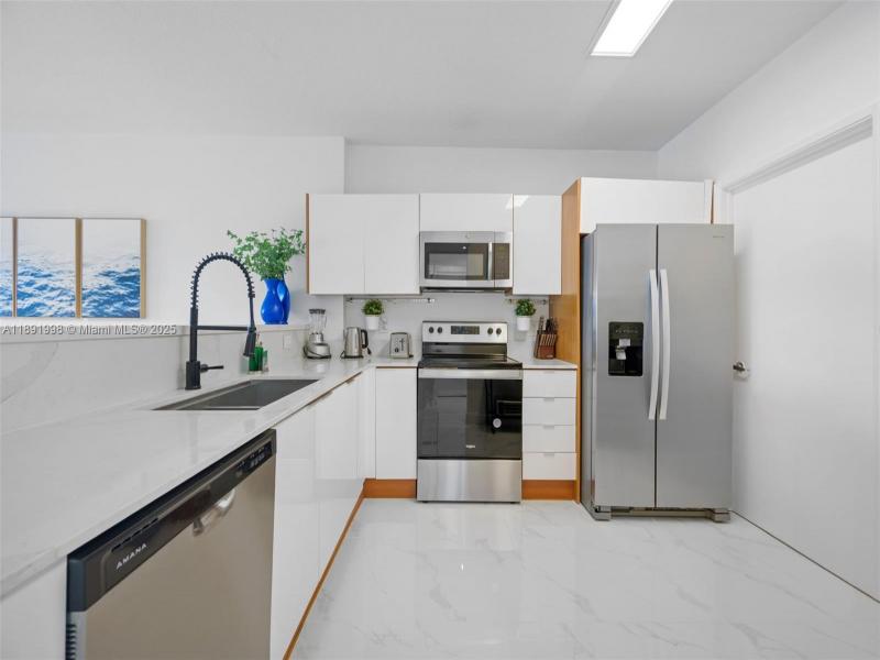 Alquiler de apartamento en Marina Bay Club 708