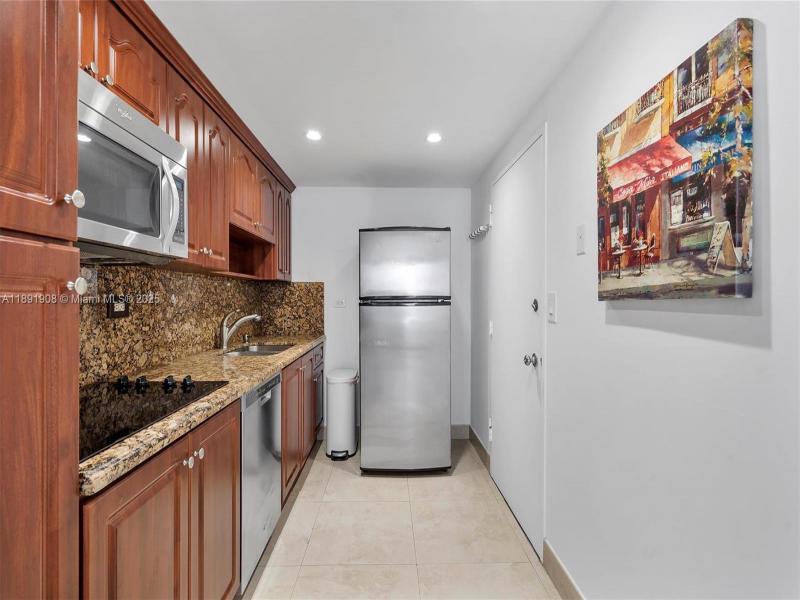 Property photo # 6