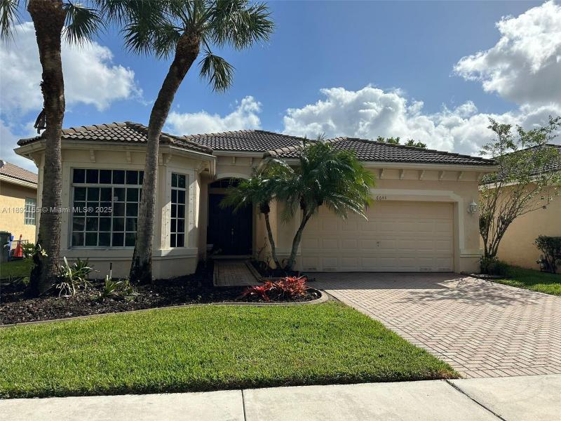 Property photo # 0