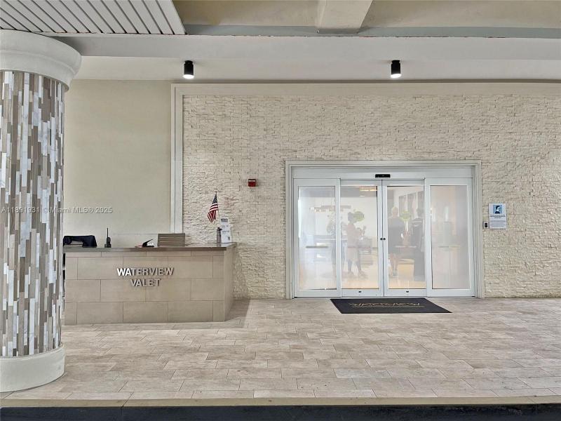 Condo for sale at Waterview 343