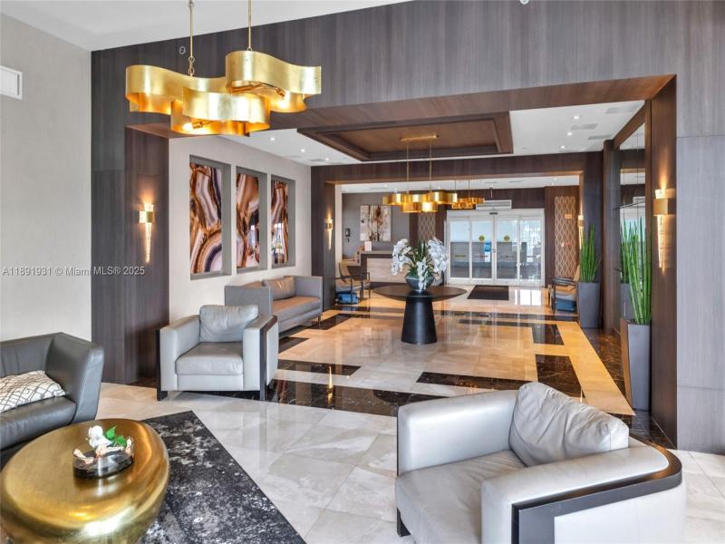 Condo for sale at Waterview 343