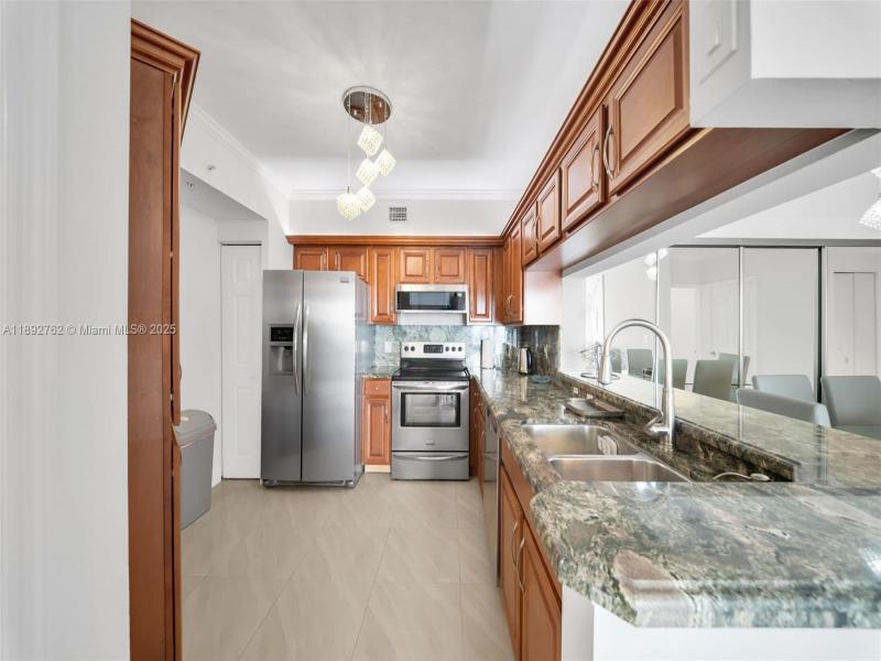 Property photo # 8