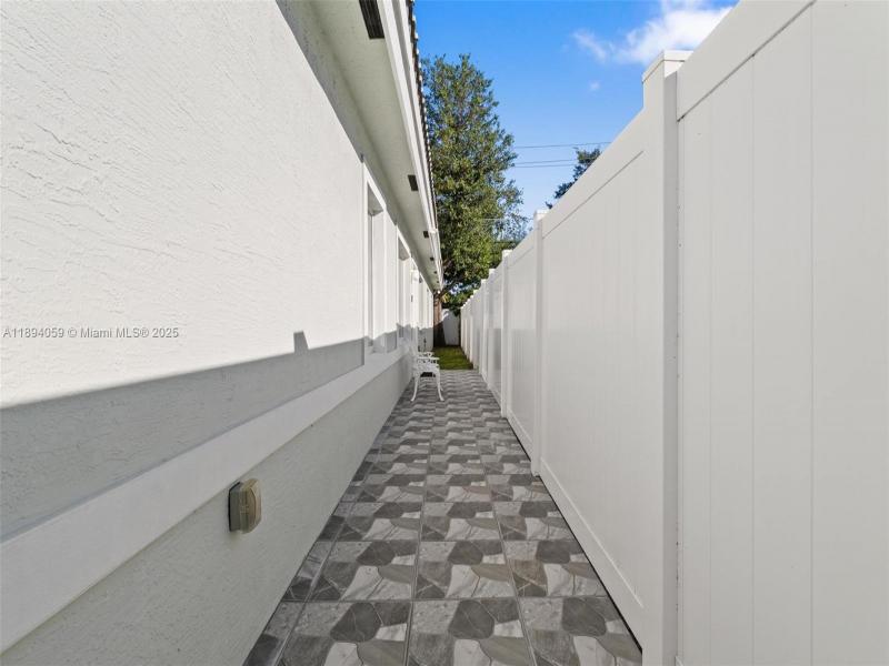 Property photo # 6