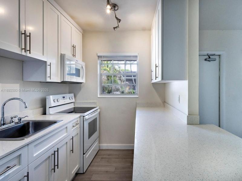 Property photo # 0