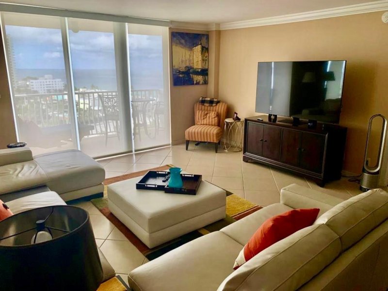 Condo for sale at The Venetian 1415