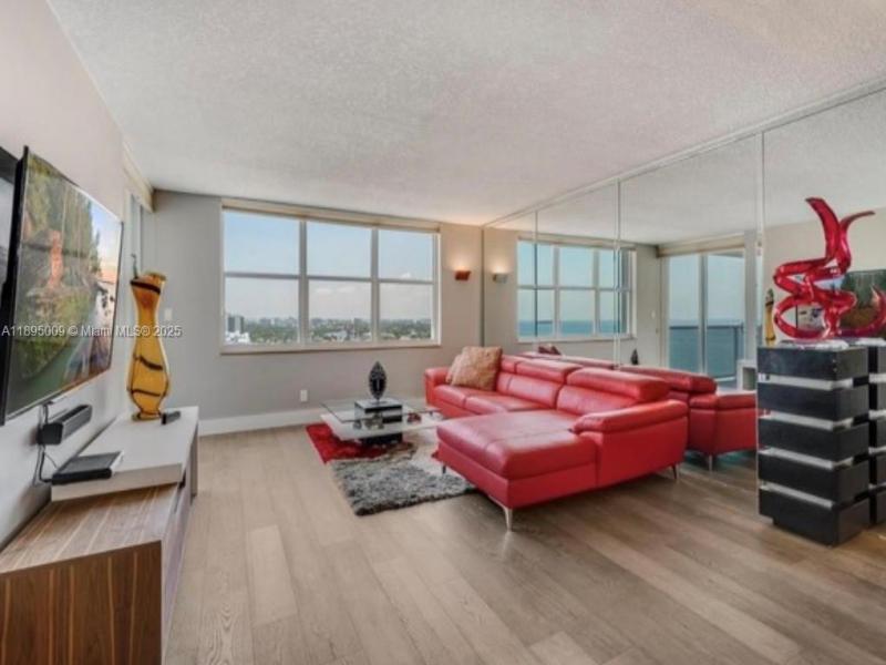 Condo for sale at Berkley South 19H