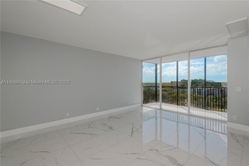 Comprar apartamento en Coronado I 1221