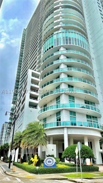 Condo for sale at 1800 Club 1906