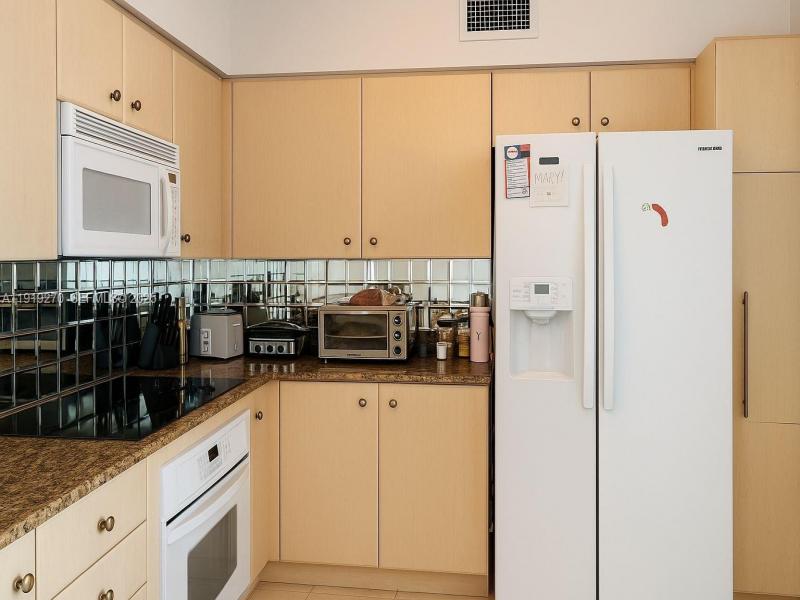 Condo for sale at Hidden Bay 511