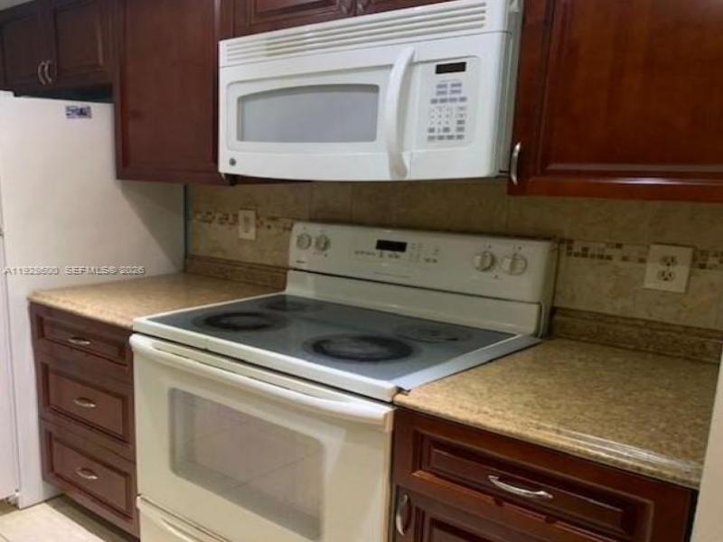 Property photo # 9
