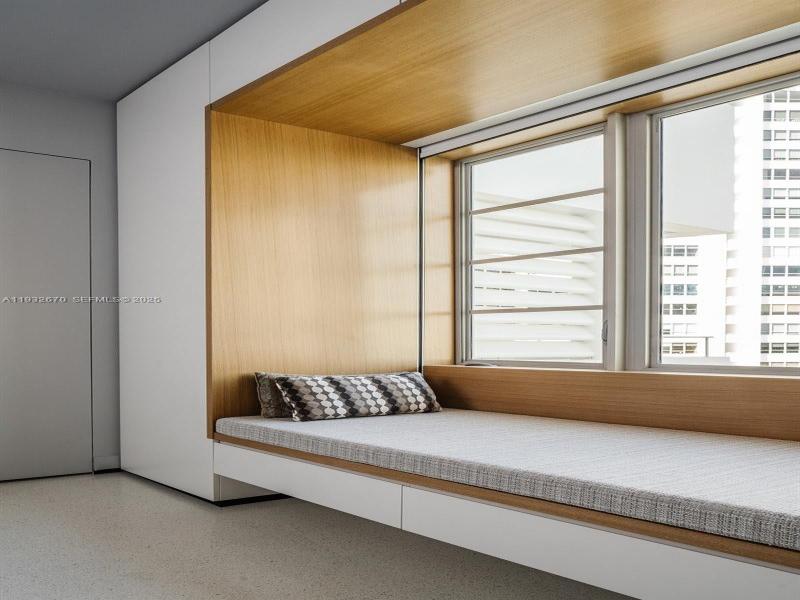 Condo for sale at Belle Towers 6E