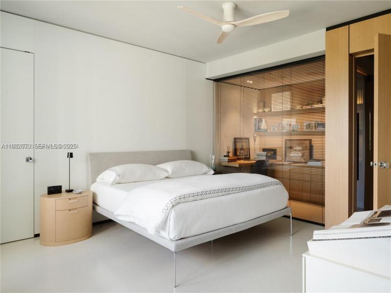 Condo for sale at Belle Towers 6E