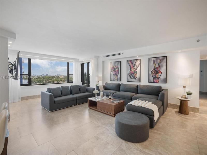Comprar apartamento en The Alexander 1221