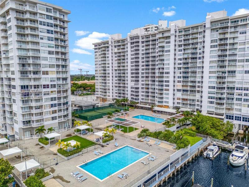 Comprar apartamento en Del Prado South Tower 304