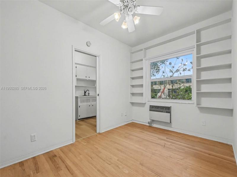 Property photo # 9