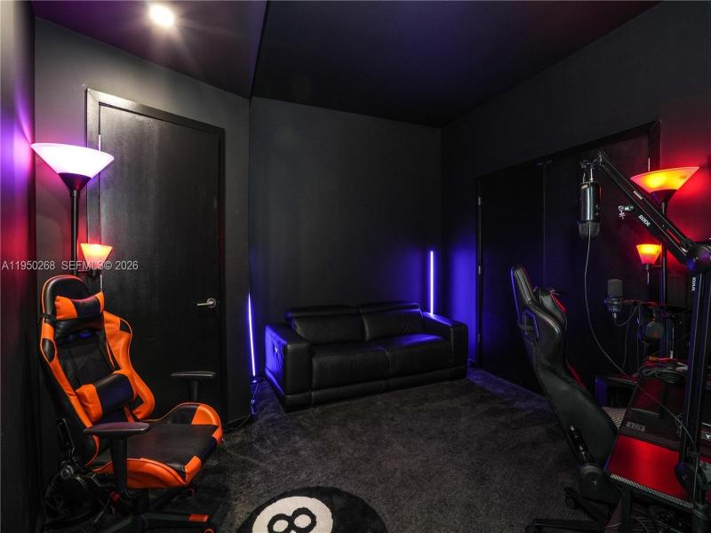 Property photo # 8