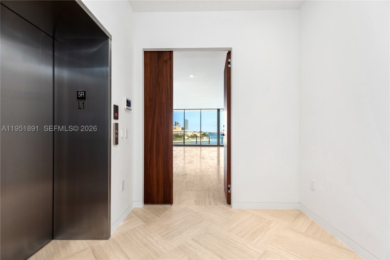 Condo for sale at Vita at Grove Isle L501