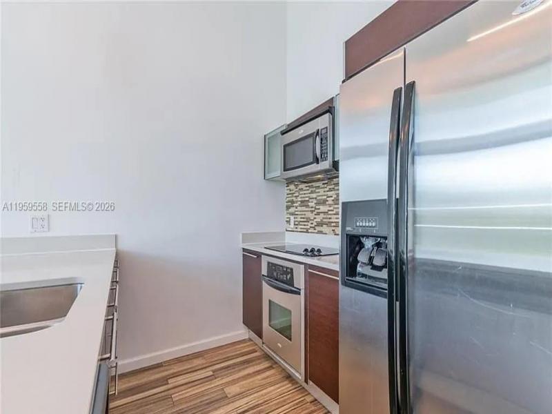 Property photo # 9