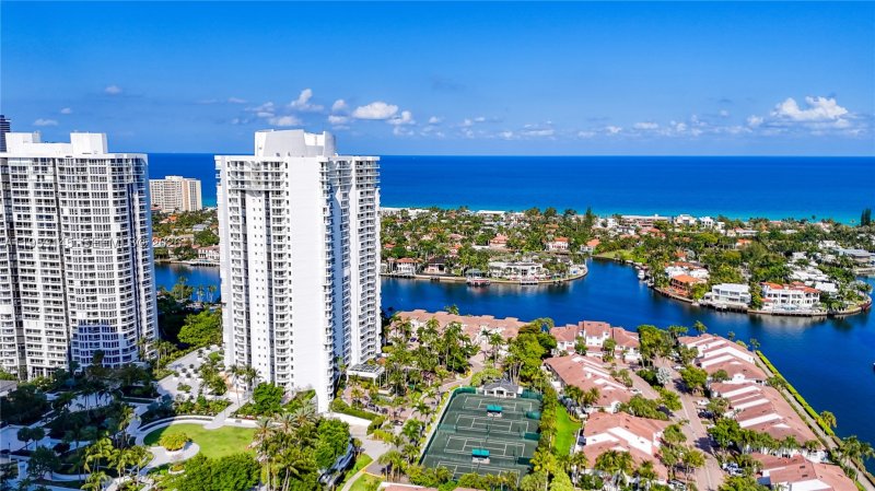 Condo for sale at Atlantic Three at The Point 2301