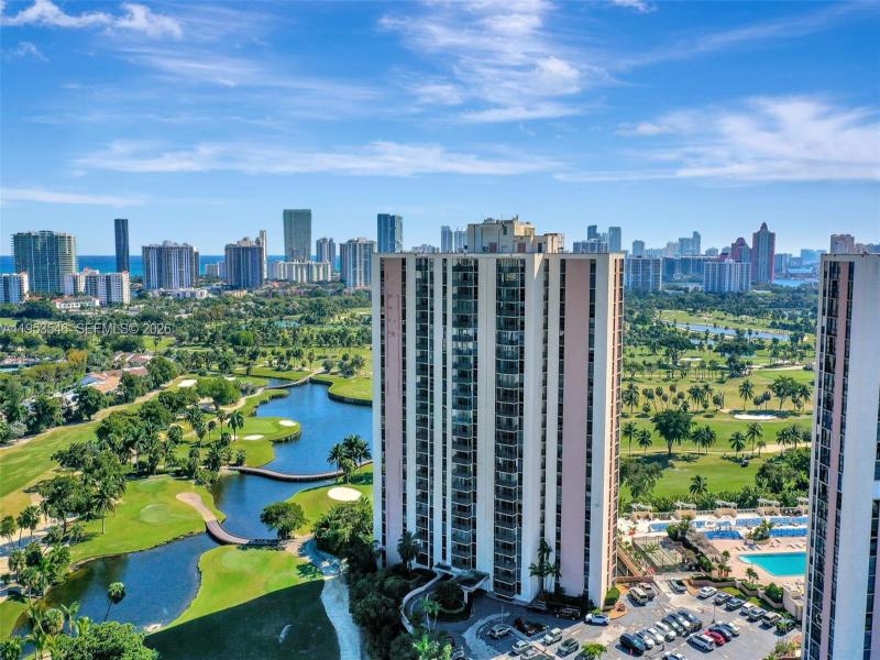Coronado I Apt #1232