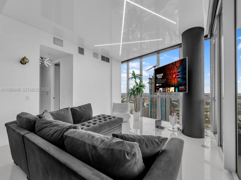 Property photo # 2