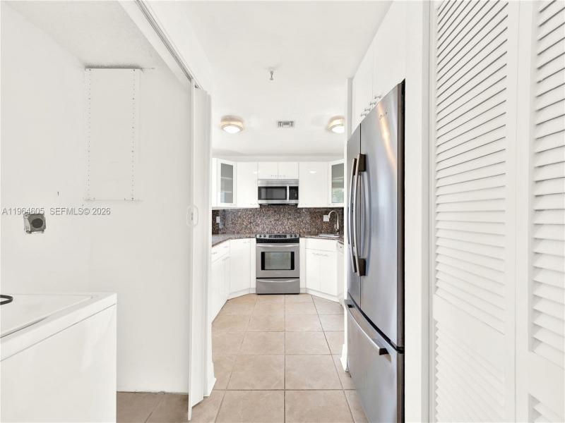Comprar apartamento en Poinciana Island 1230