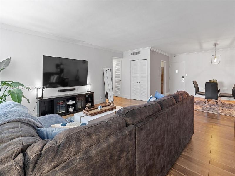 Property photo # 6