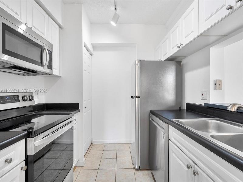 Comprar apartamento en Porto Bellagio 2619