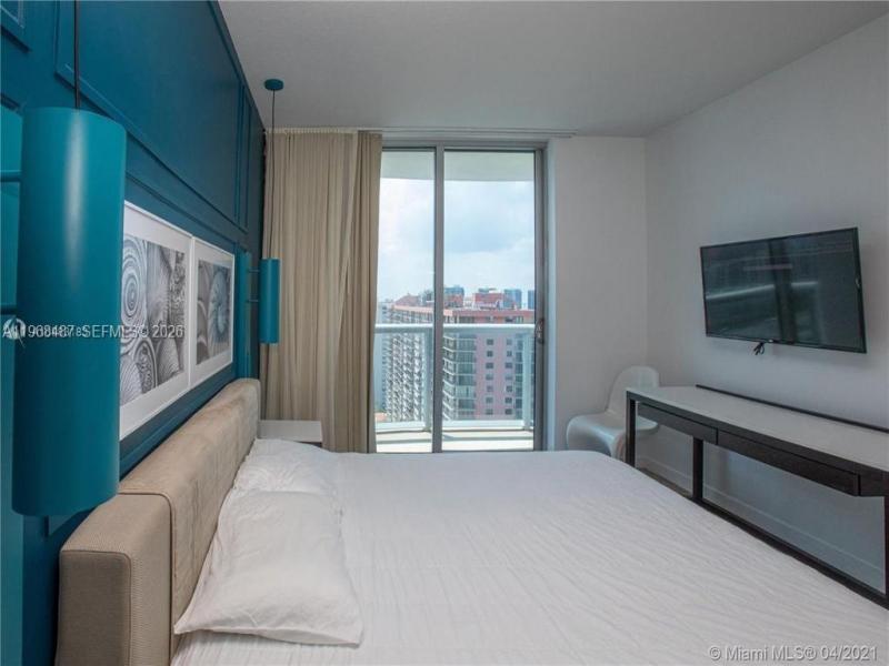 Comprar apartamento en Sole 2406