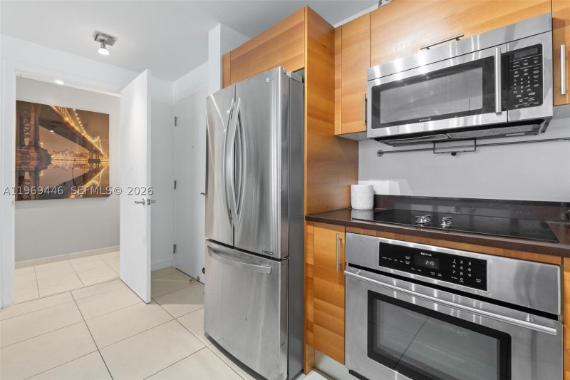 Condo for sale at Midtown Miami 4 L0304