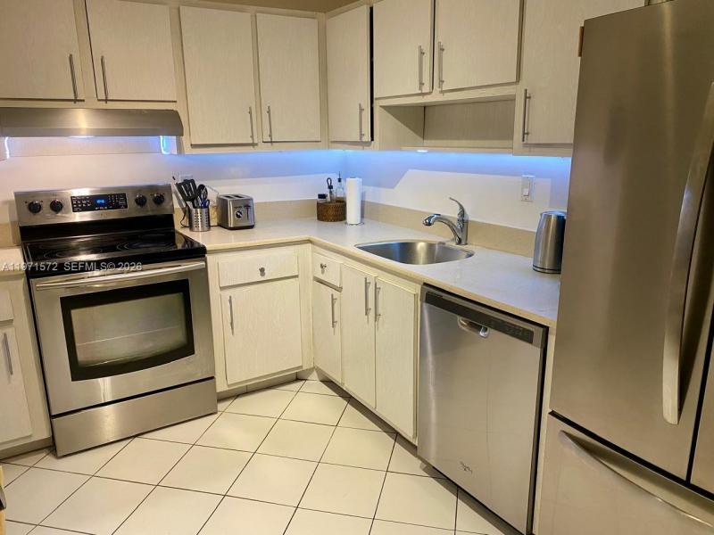 Property photo # 6