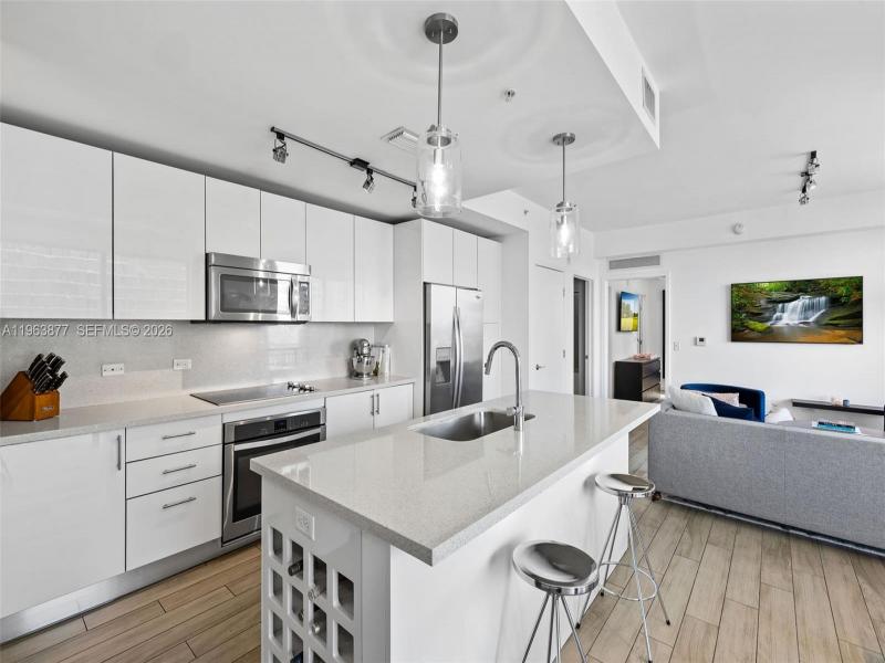 Property photo # 6