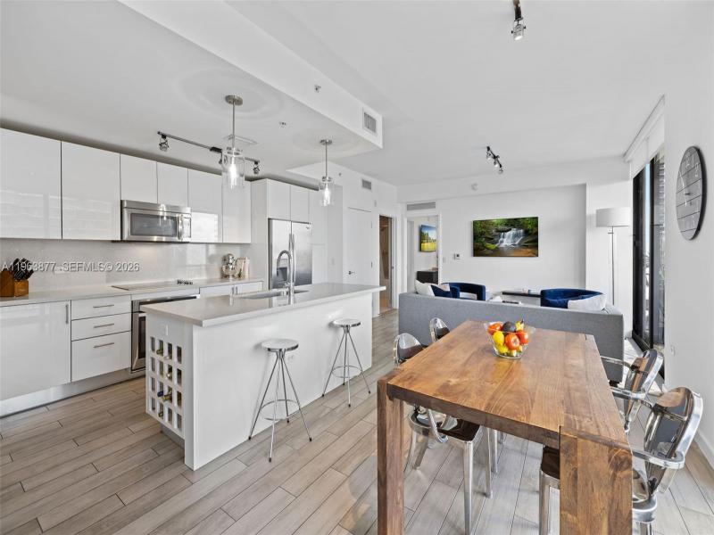 Property photo # 9