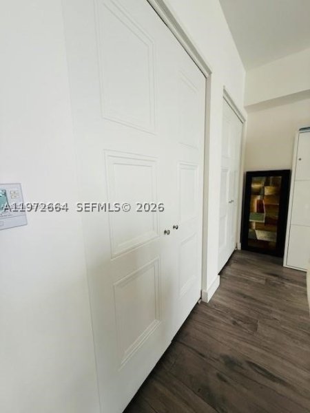 Condo for sale at Icon Brickell Tower I 4910