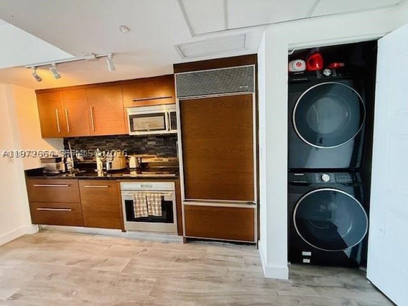 Condo for sale at Icon Brickell Tower I 4910