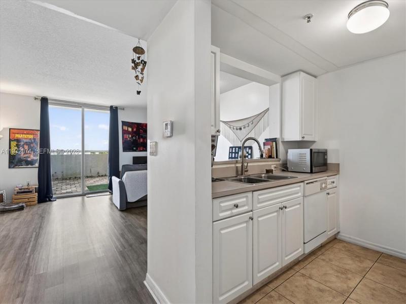 Property photo # 9