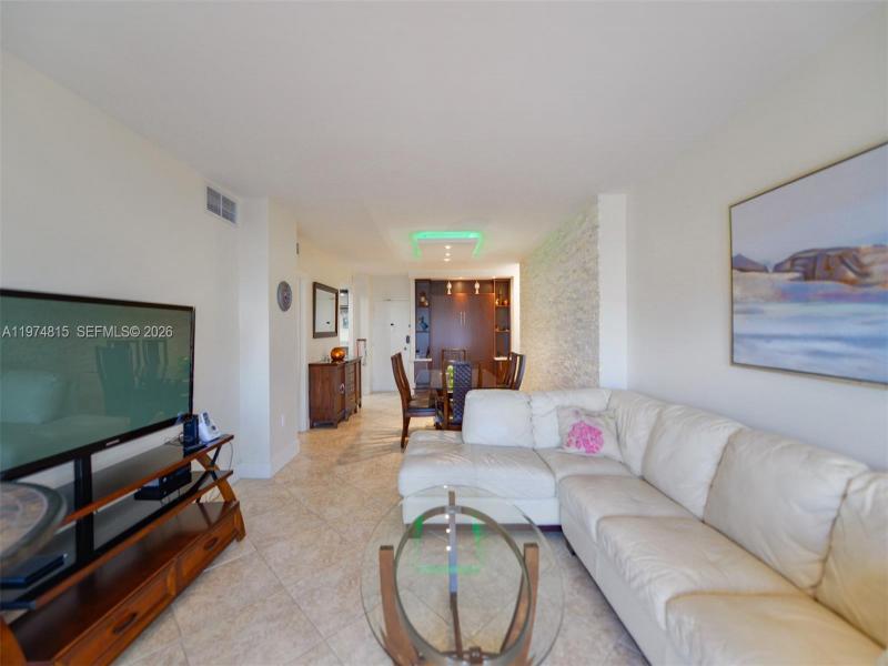 Condo for sale at The Hemispheres 21M