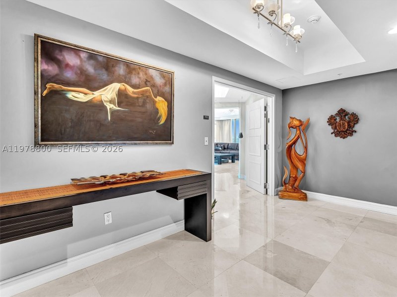 Condo for sale at Diplomat Residences 905
