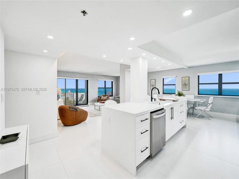 Condo for sale at The Summit 1001S