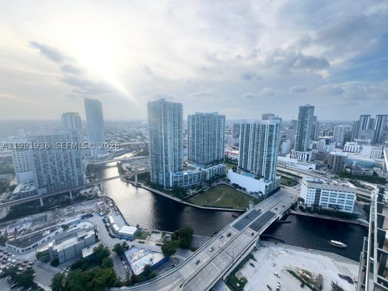 Apartment for rent at Brickell City Centre Reach 3510