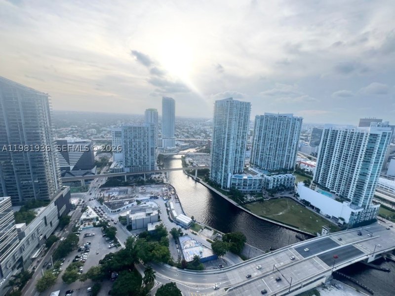 Apartment for rent at Brickell City Centre Reach 3510