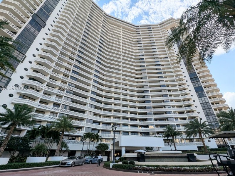 Comprar apartamento en 1000 Williams Island 2908