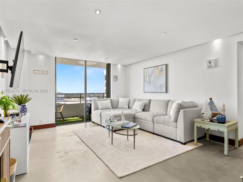 Olympus Condo Apt #2319