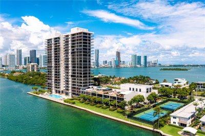 1000 Venetian Way Apt #303
