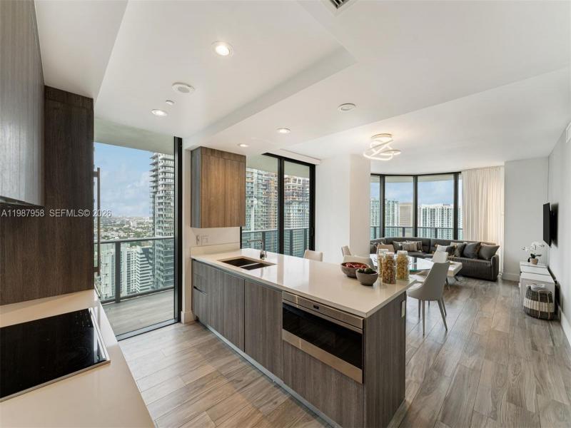 Property photo # 8