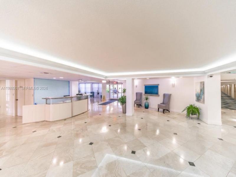 Condo for sale at Oceanview Park 222