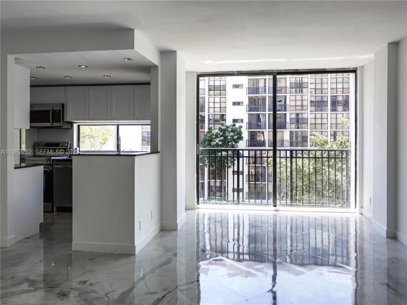 Comprar apartamento en Plaza of the Americas