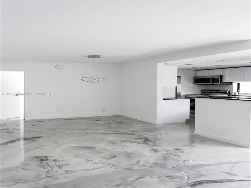 Comprar apartamento en Plaza of the Americas