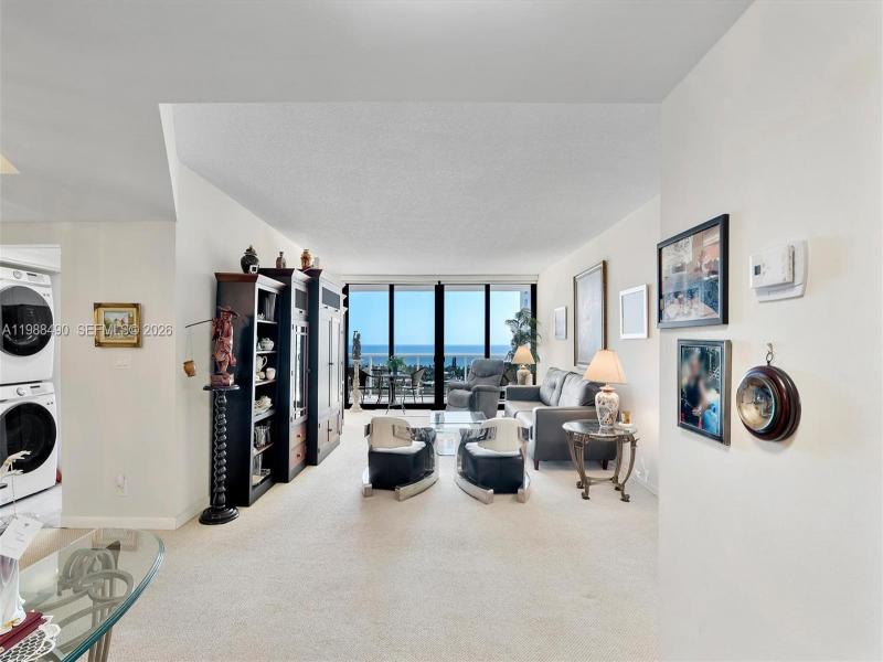 Condo for sale at Hamptons West 1712